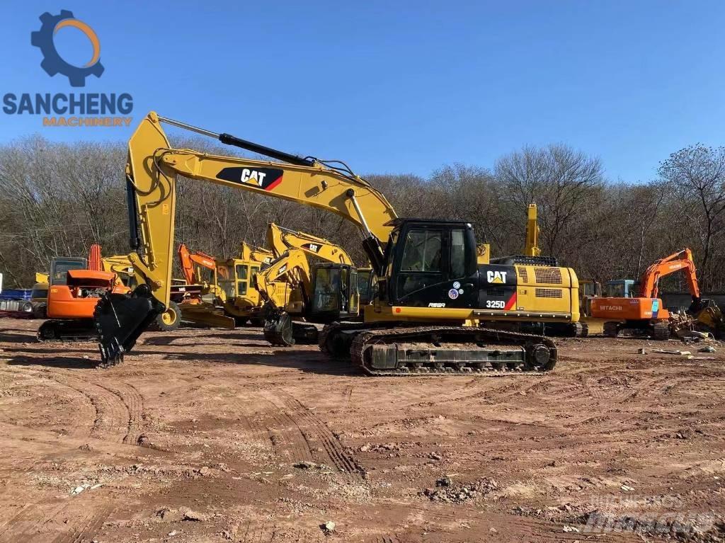 CAT 325 D Roomikekskavaatorid