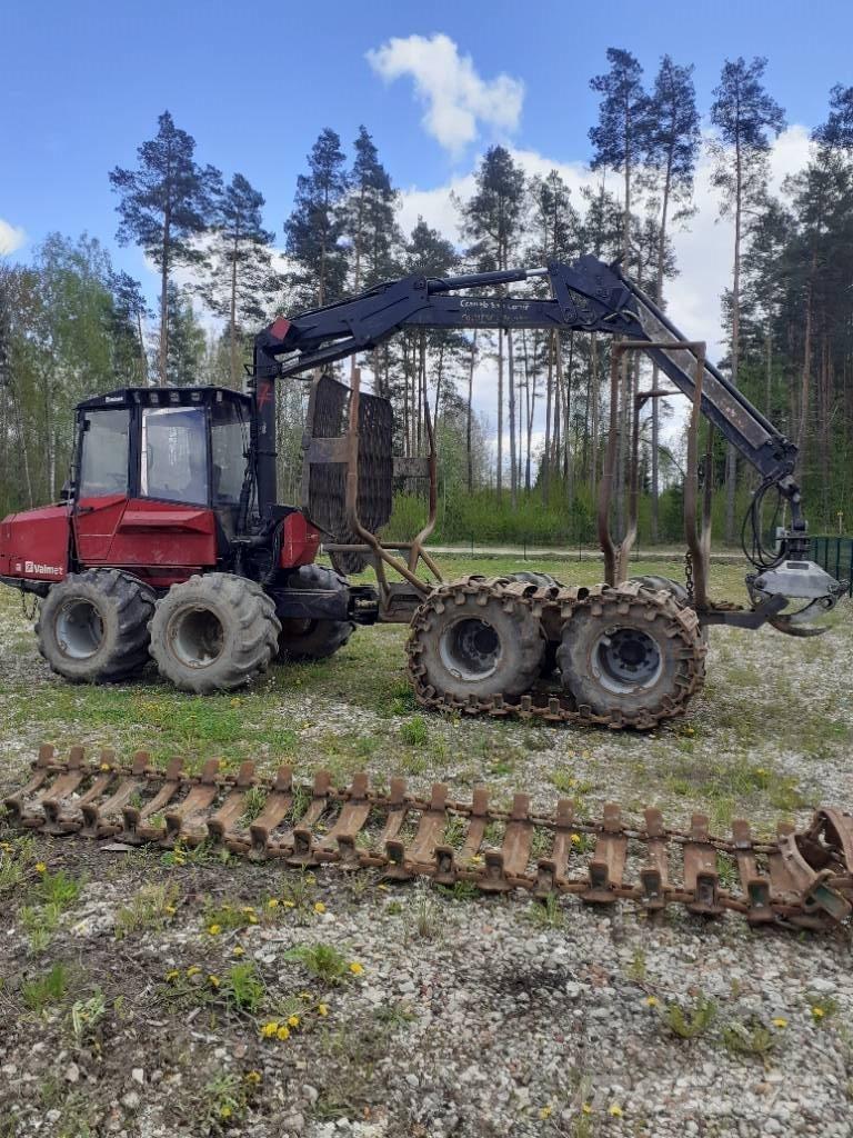 Valmet 820 Forwarderid