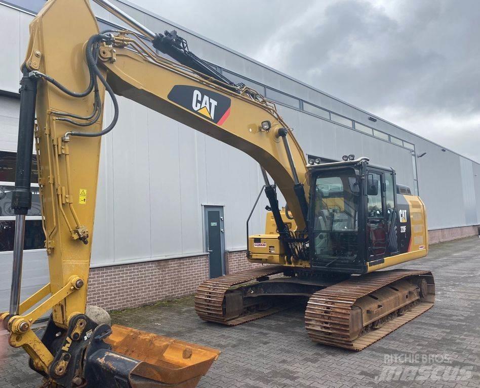 CAT 320 FL Roomikekskavaatorid