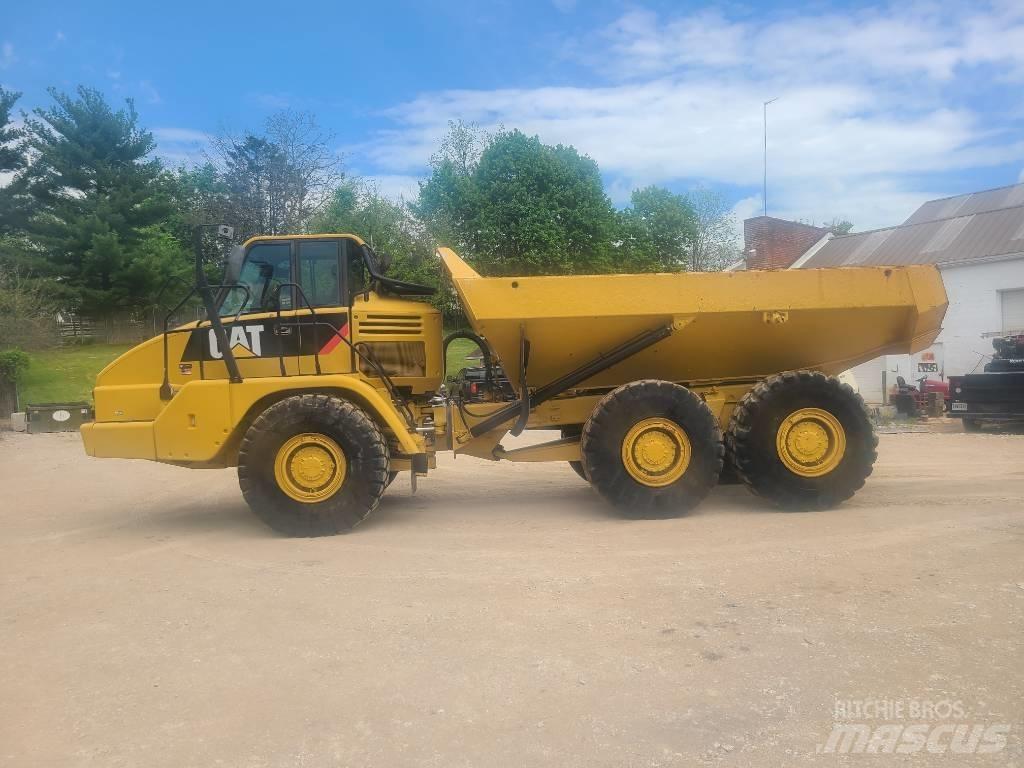 CAT 725 Liigendraamiga pinnaseveokid