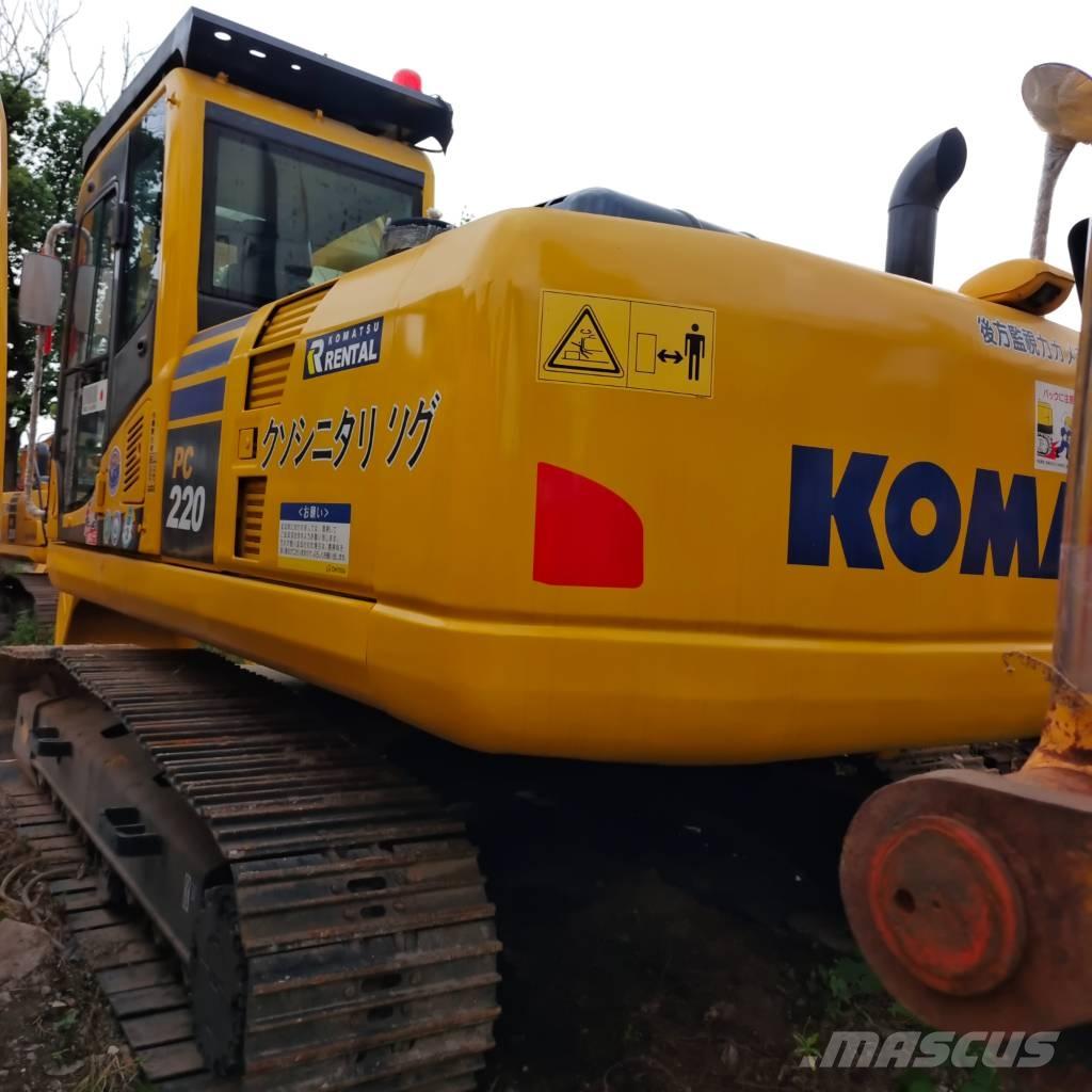 Komatsu PC 200-8 Roomikekskavaatorid