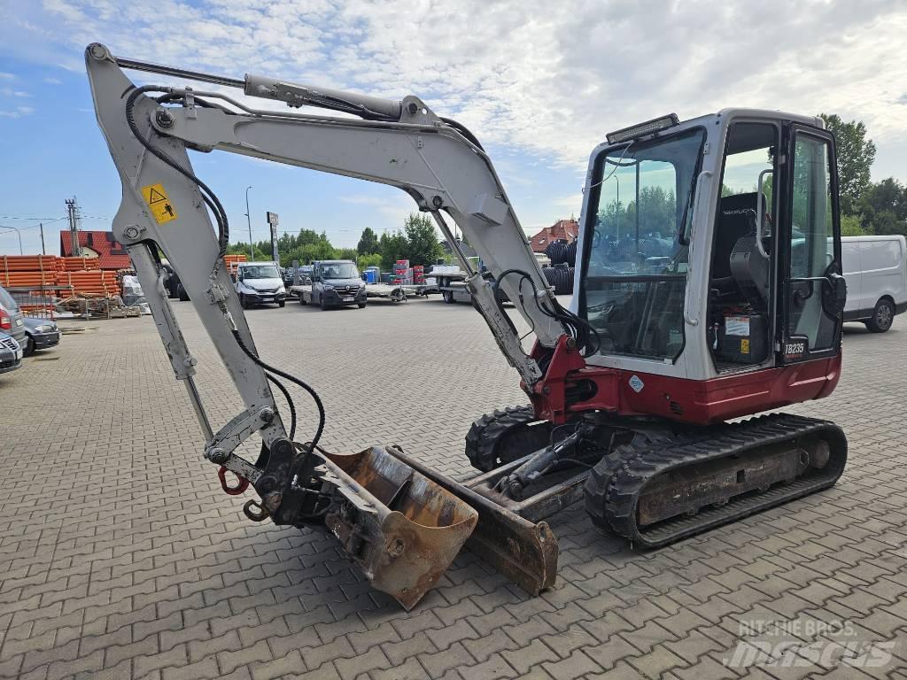 Takeuchi TB 235 Miniekskavaatorid < 7 t