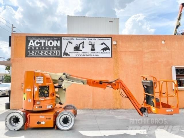 JLG E 300 AJP Muu