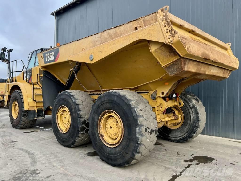 CAT 735C Liigendraamiga pinnaseveokid