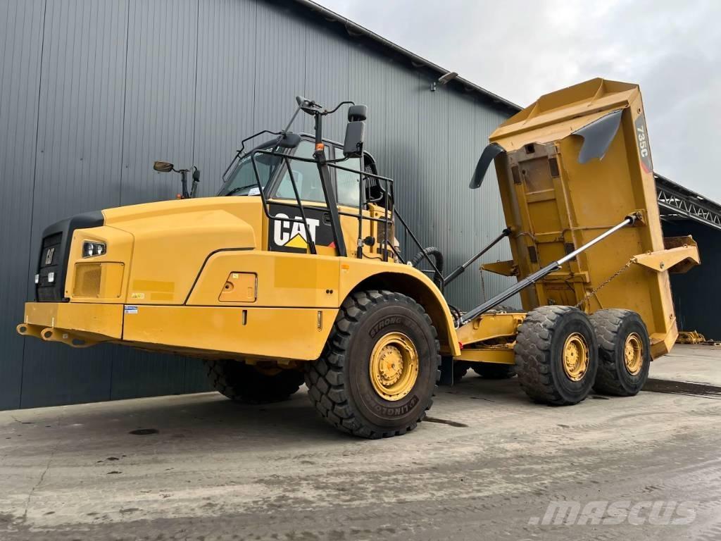 CAT 735C Liigendraamiga pinnaseveokid