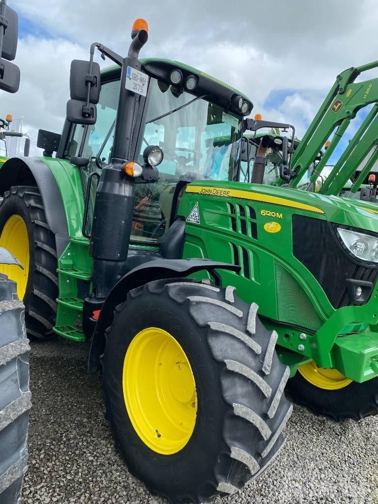 John Deere 6120 M Traktorid