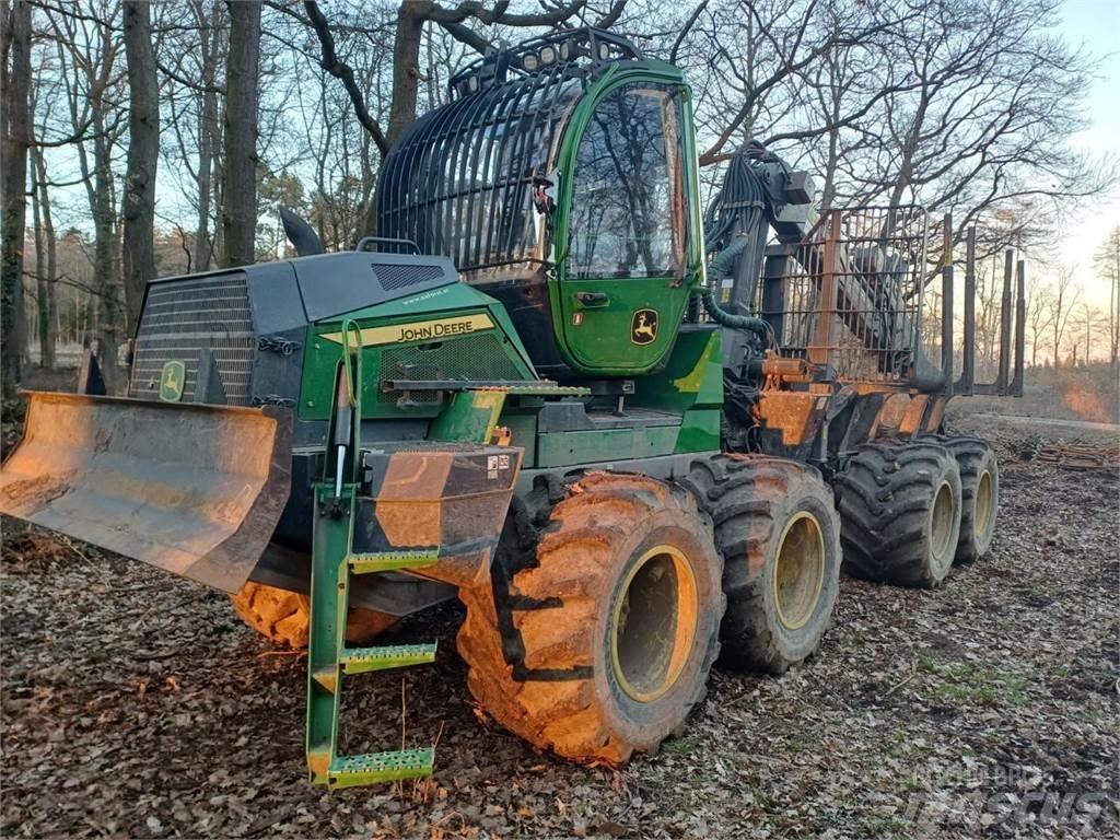 John Deere 1010 G Forwarderid