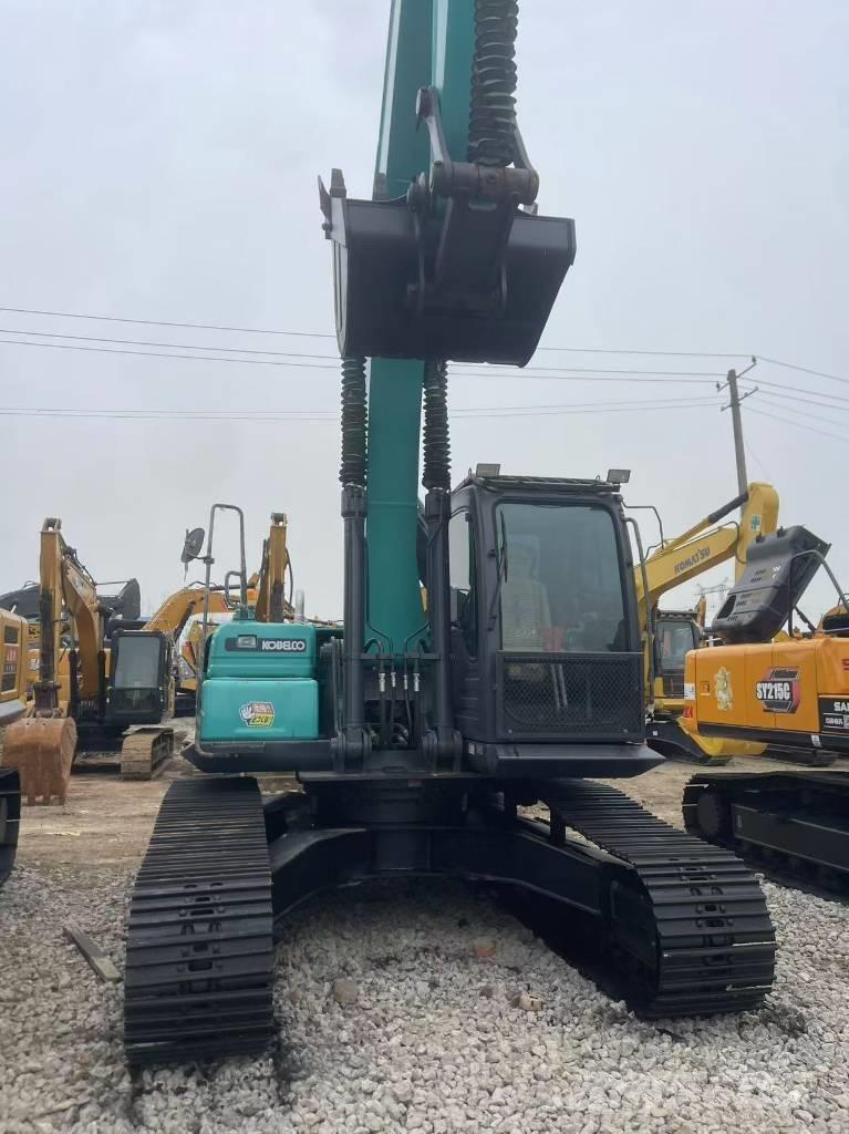 Kobelco SK 200 Roomikekskavaatorid