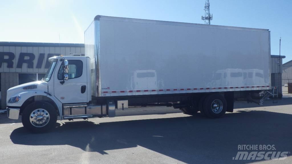 Freightliner M2 106 Furgoonautod