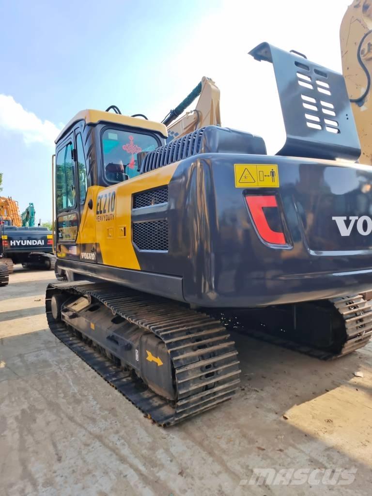 Volvo EC 210 D Roomikekskavaatorid