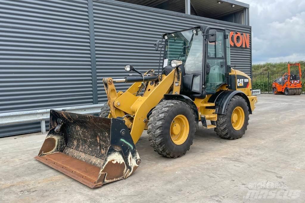 CAT 908M Rataslaadurid