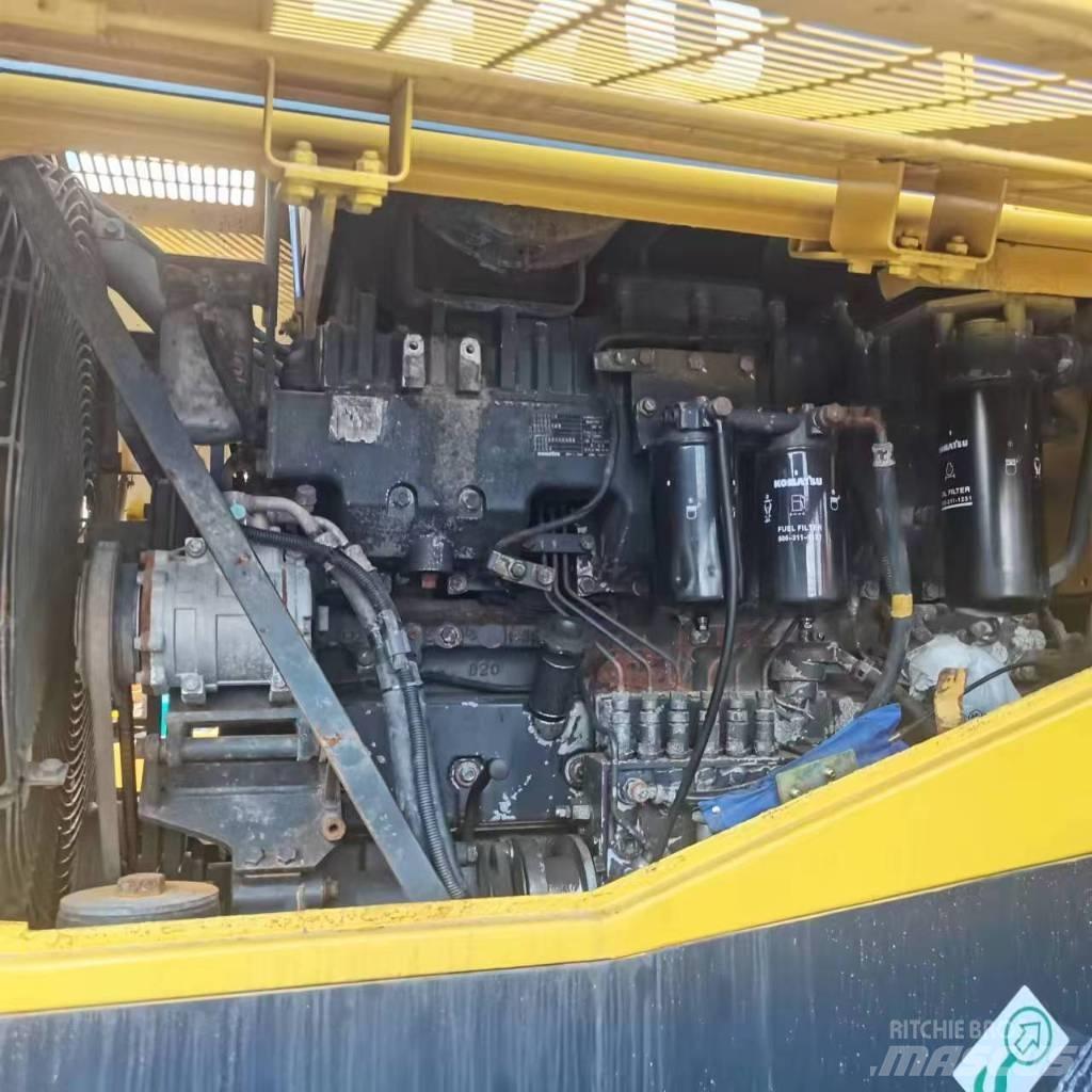 Komatsu WA 320-5 Rataslaadurid