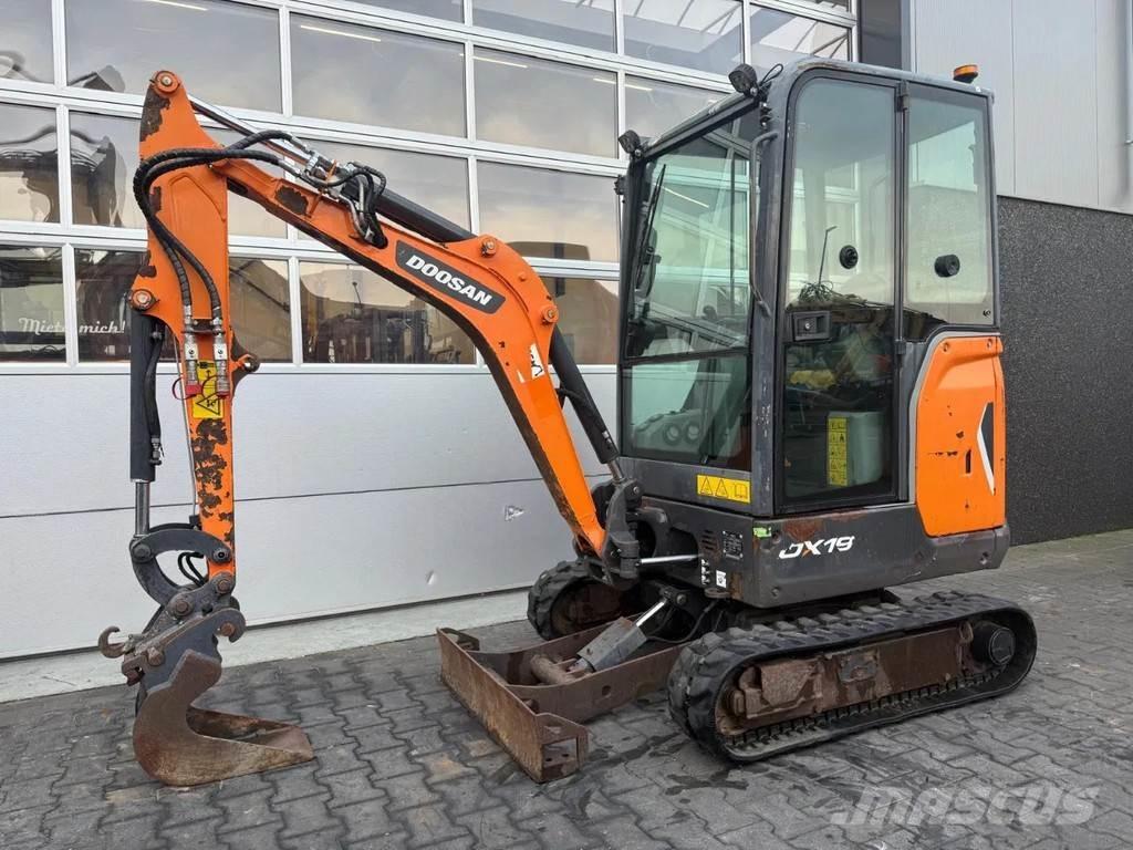 Doosan DX19 Miniekskavaatorid < 7 t