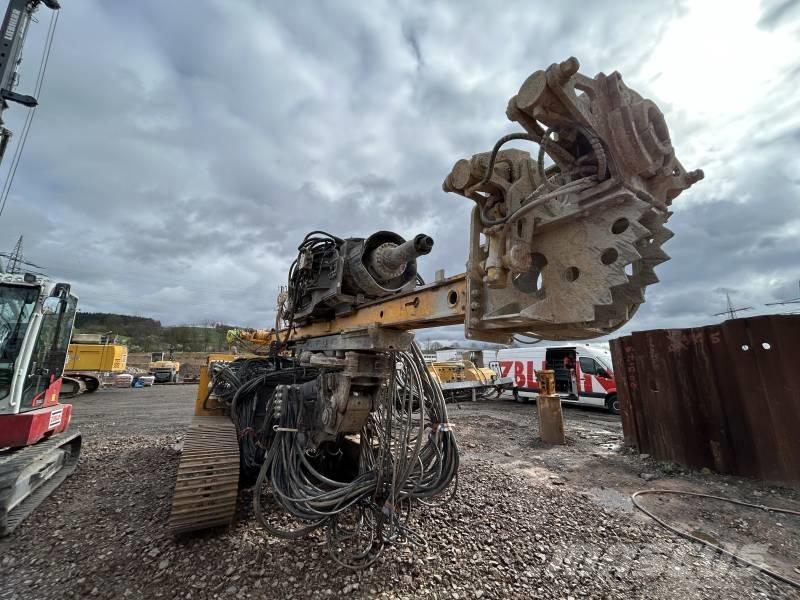 Klemm KR806-5F Tugikäppadega puurmasinad