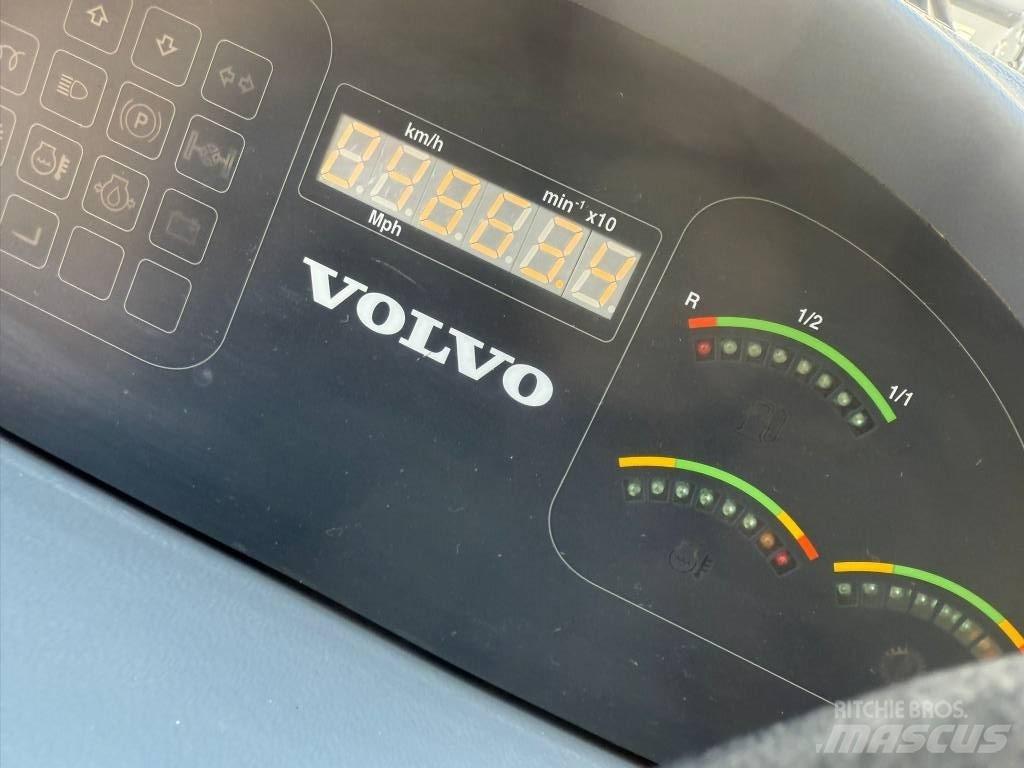 Volvo L 30 B, L30 Rataslaadurid