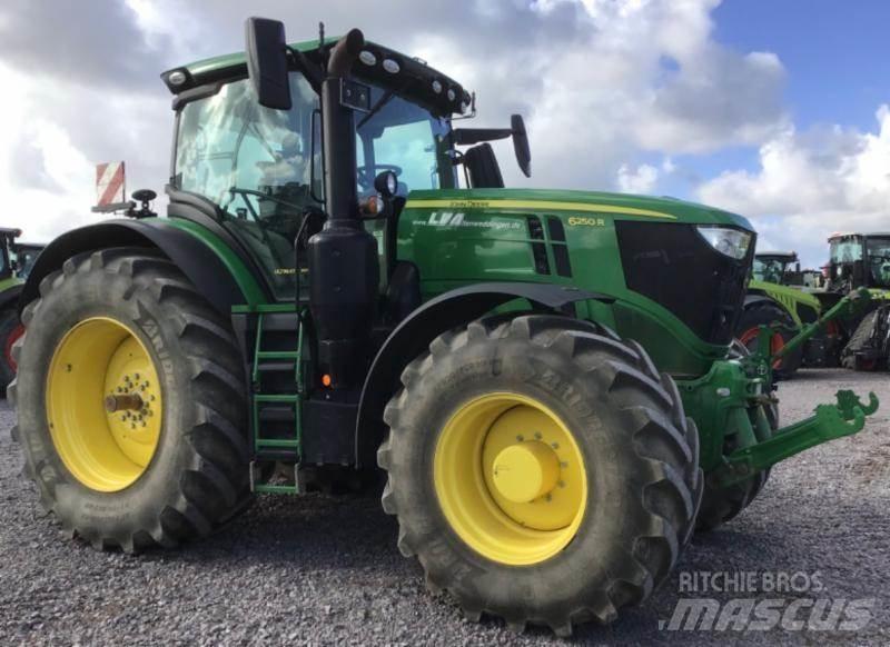 John Deere 6250 R Traktorid