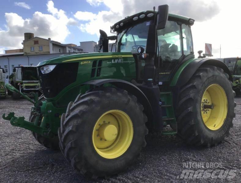 John Deere 6250 R Traktorid
