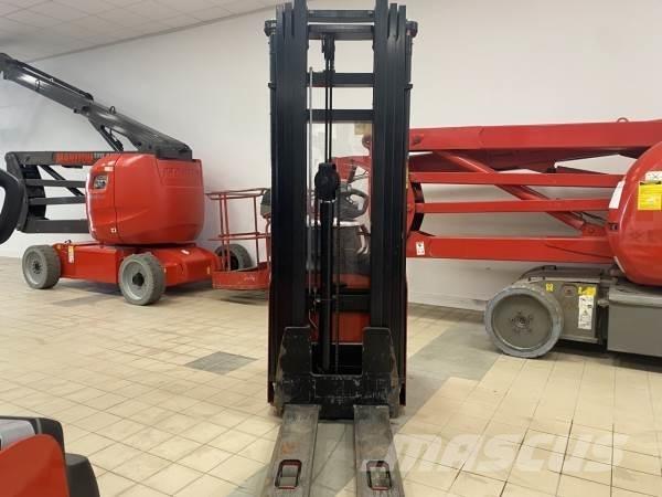 Manitou ES614 Platvormiga virnastajad