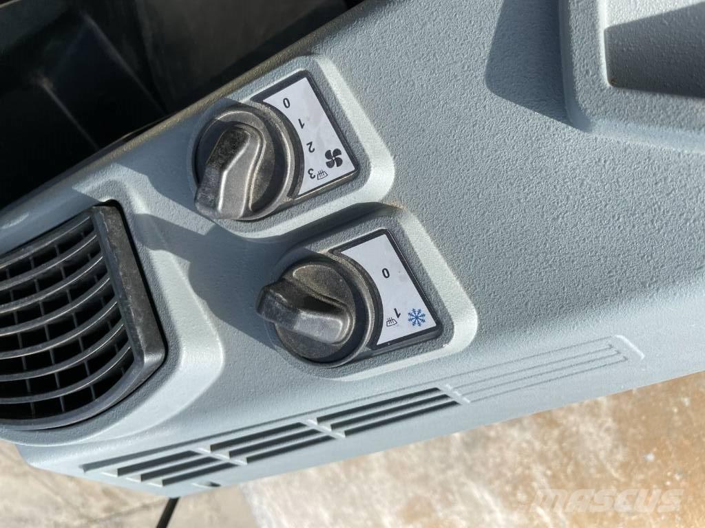 Bomag BW 213 D-5 Ühe trumliga rullid