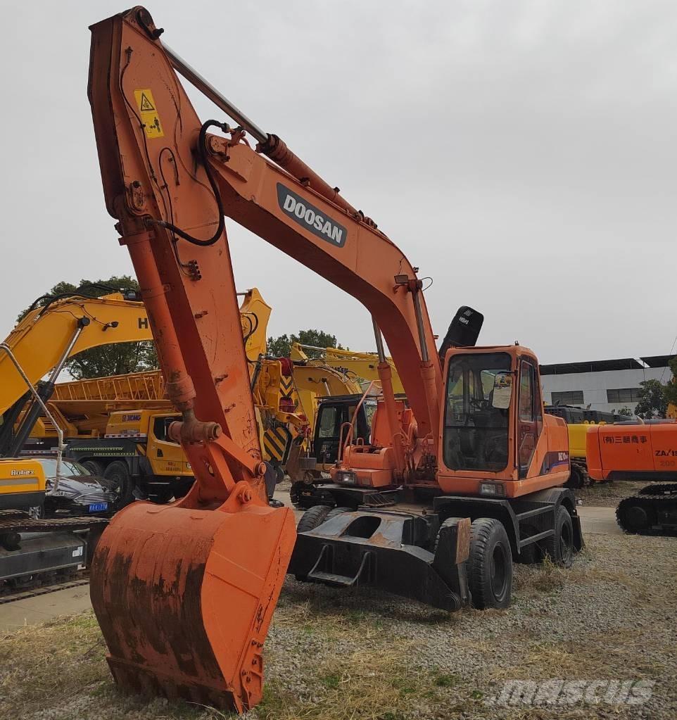 Doosan DH210W-7 Ratasekskavaatorid