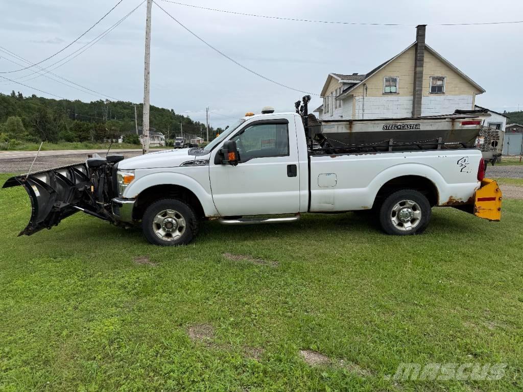Ford F 350 Muu