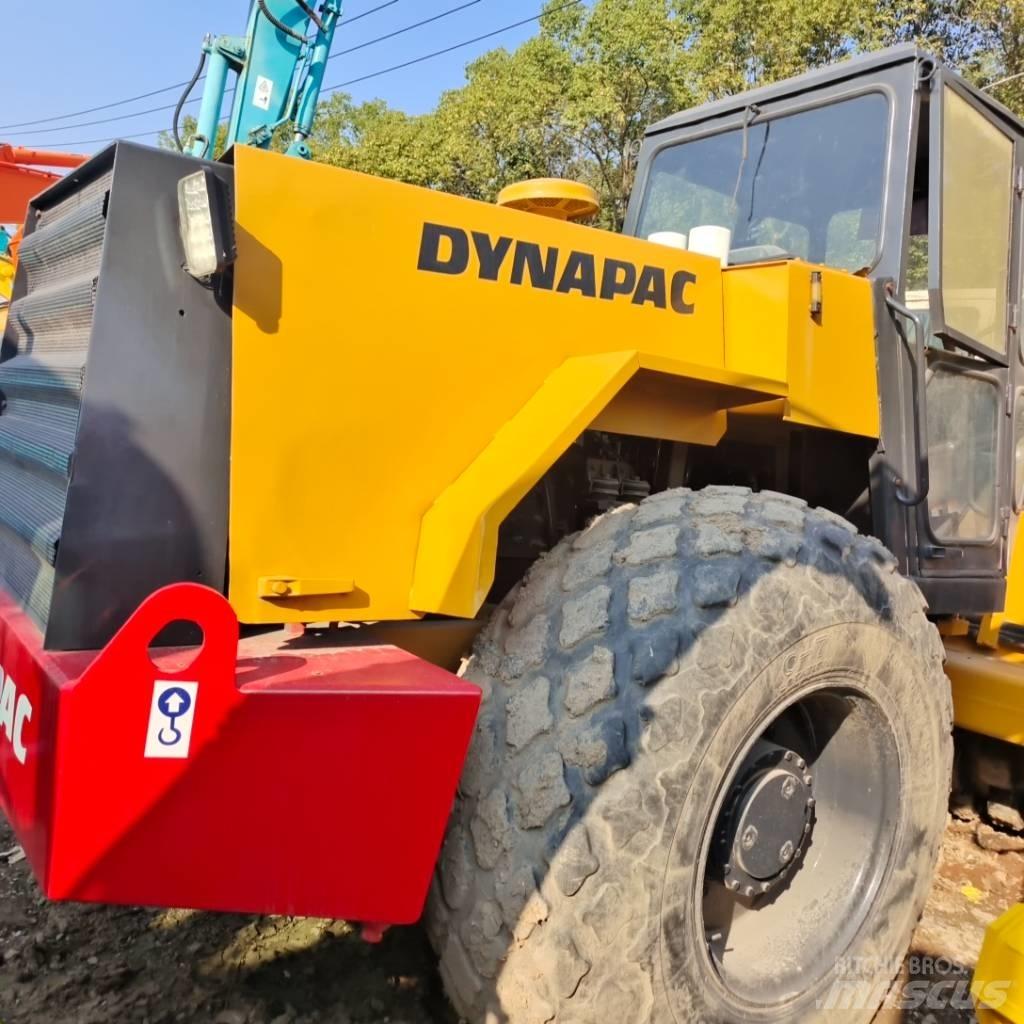 Dynapac CA 301 D Ühe trumliga rullid