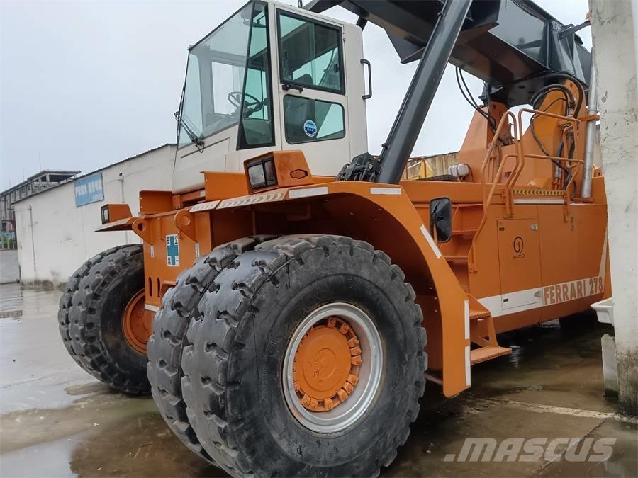 Ferrari 278 Konteineritõstukid