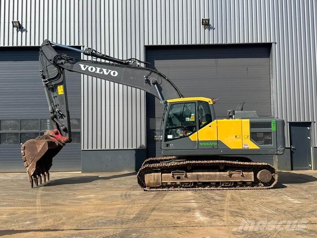 Volvo EC220EL Roomikekskavaatorid