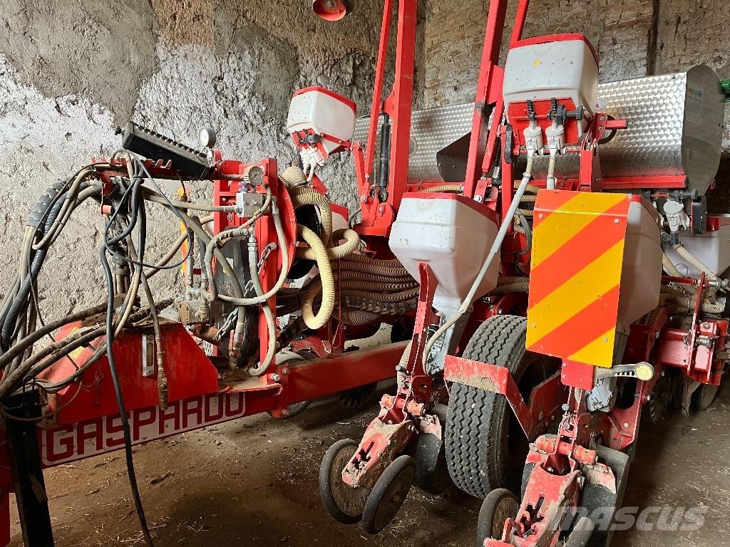 Gaspardo Renata Täppiskülvikud