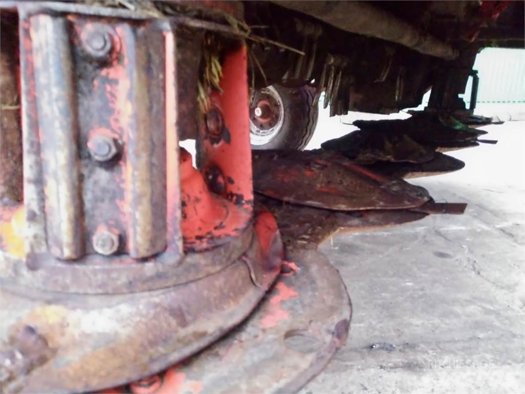 Kuhn FC 302 G Muljurniidukid