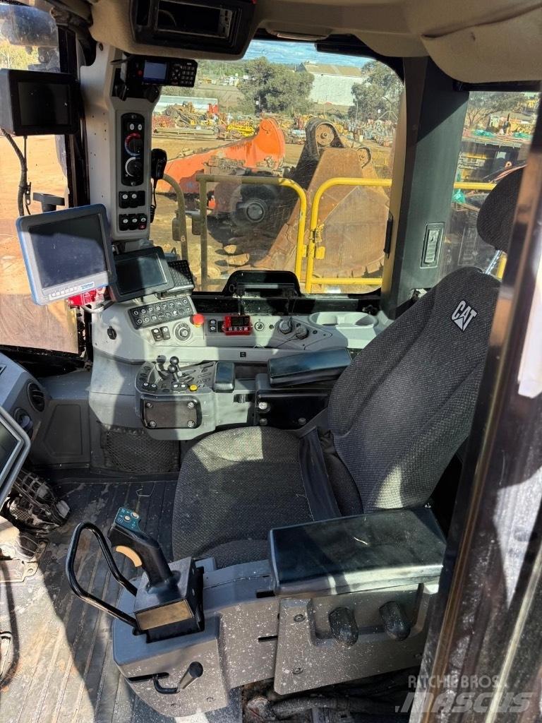 CAT 988 K Rataslaadurid