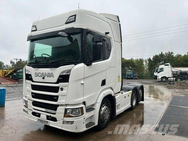 Scania R 450 Sadulveokid