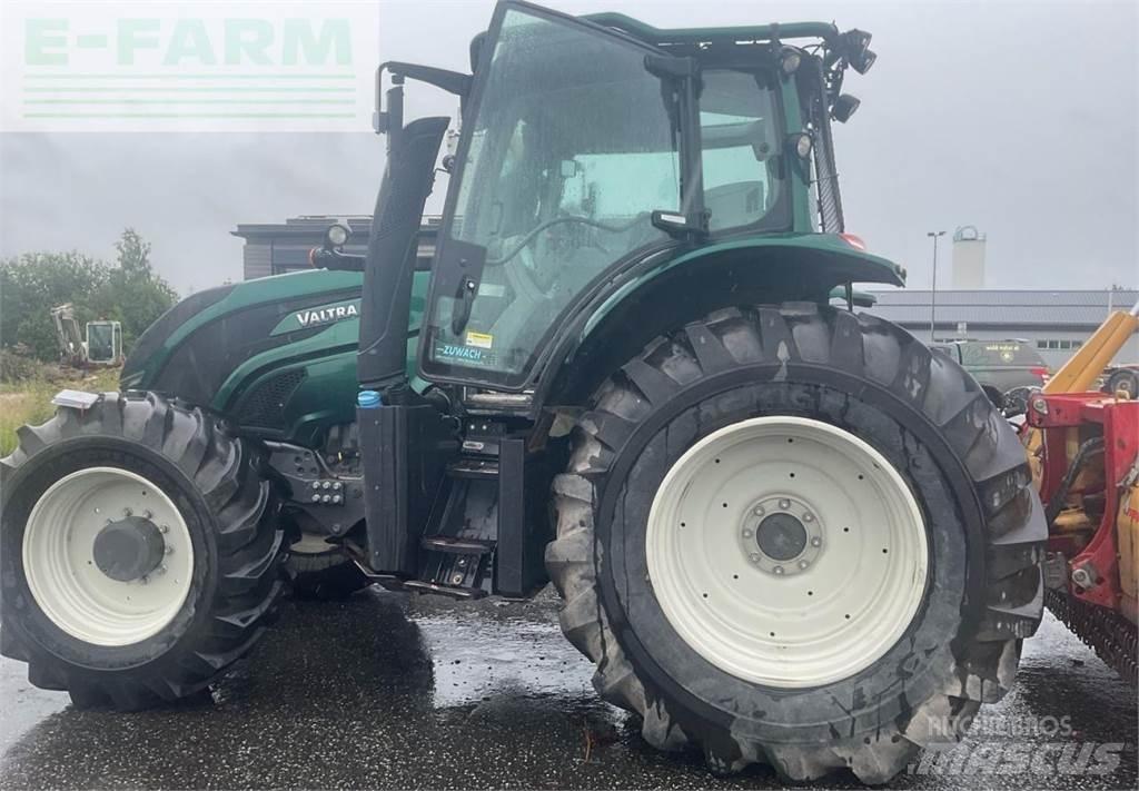 Valtra T174 Traktorid