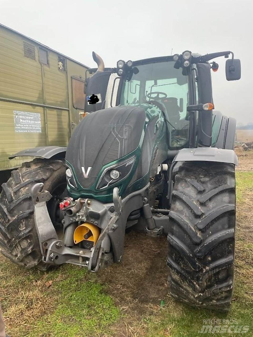 Valtra T 174 E Traktorid