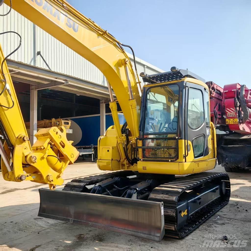 Komatsu PC 128 US Väikeekskavaatorid 7t-12t
