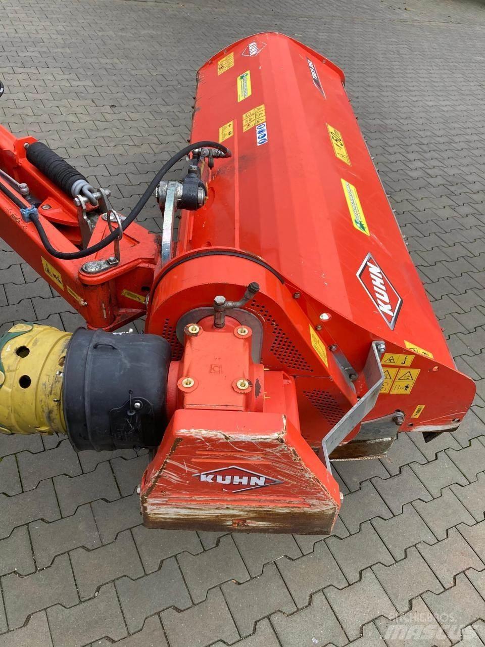 Kuhn TBES 262 Karjamaade niidukid / pealselõikurid