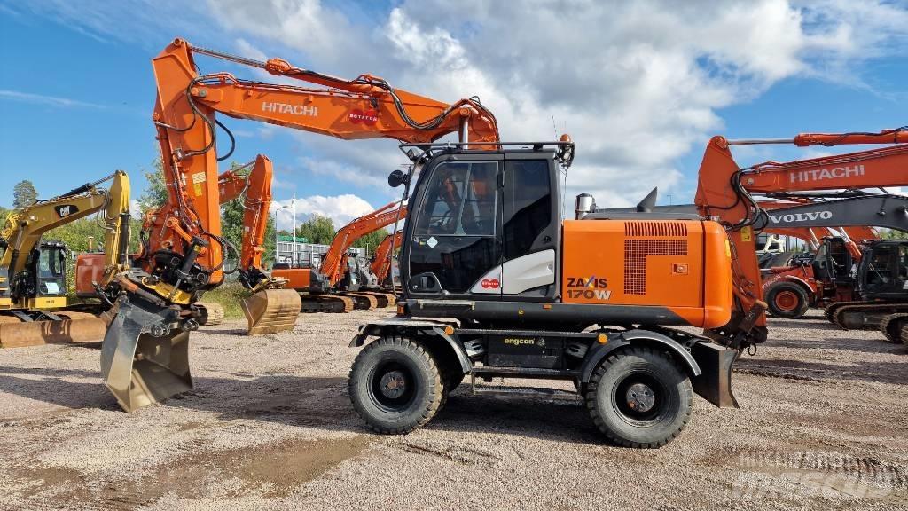Hitachi ZX170W-5 2P Ratasekskavaatorid