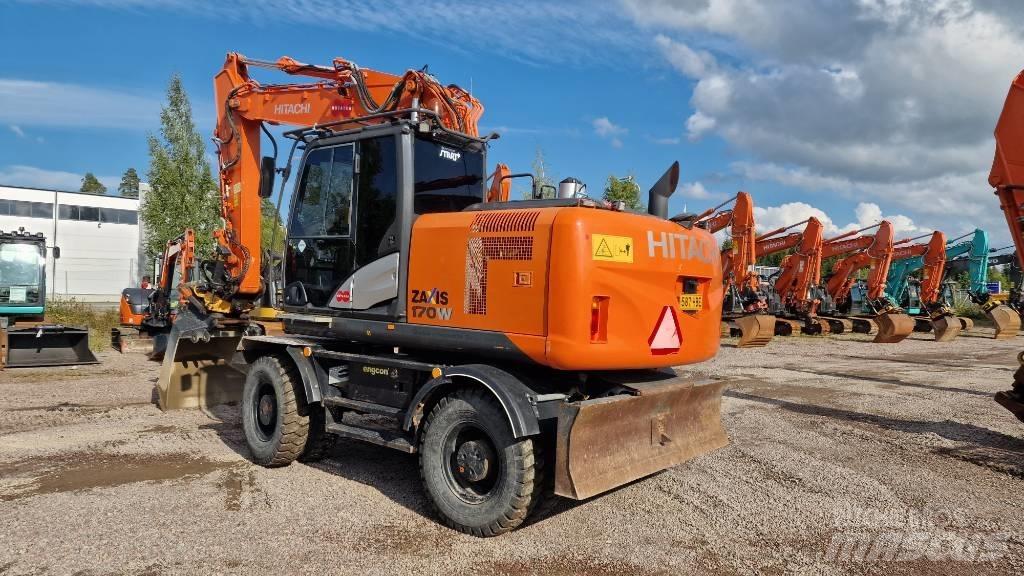 Hitachi ZX170W-5 2P Ratasekskavaatorid