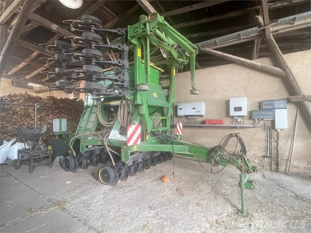 John Deere 750 A Külvikud