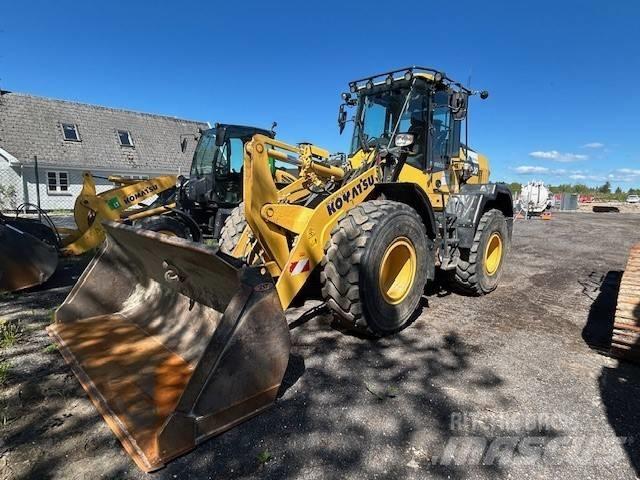 Komatsu WA200-8 Rataslaadurid
