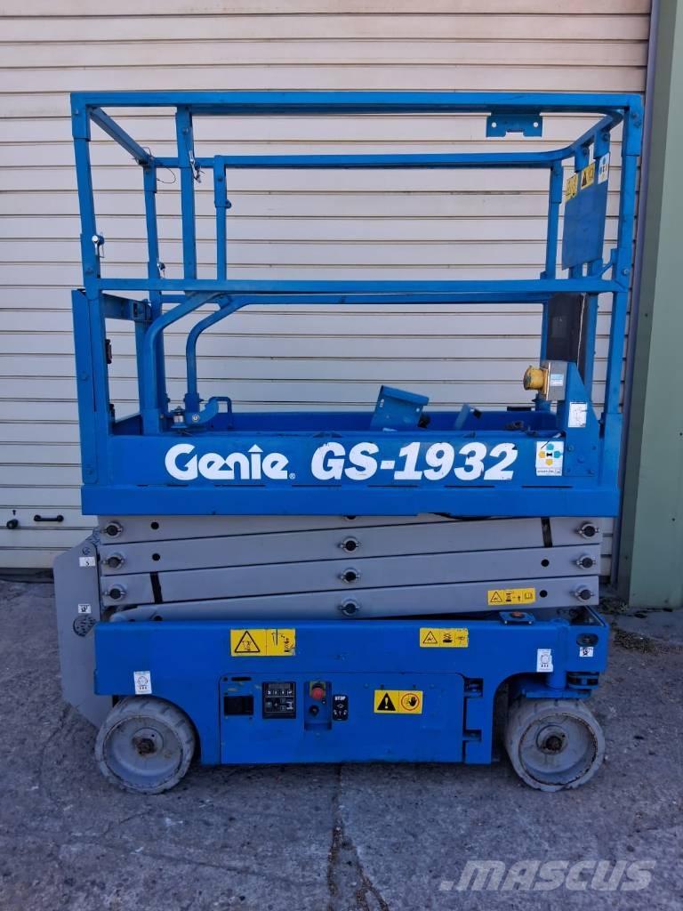 Genie GS 1932 Käärtõstukid