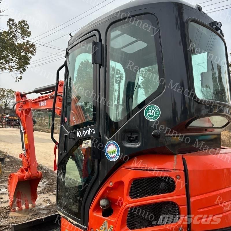 Kubota U 30 Miniekskavaatorid < 7 t