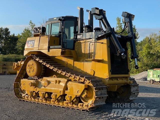 CAT D 10 T Buldooserid