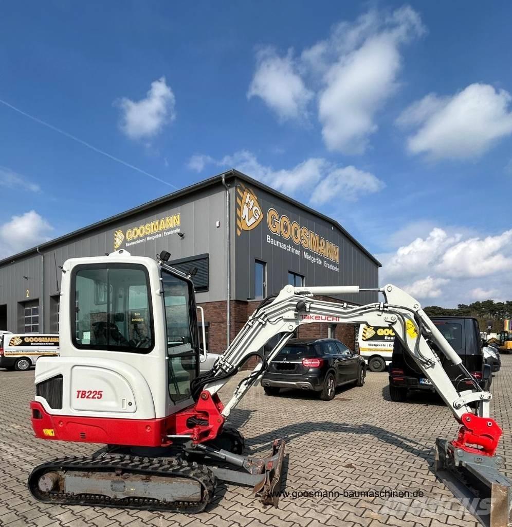 Takeuchi TB 225 Miniekskavaatorid < 7 t