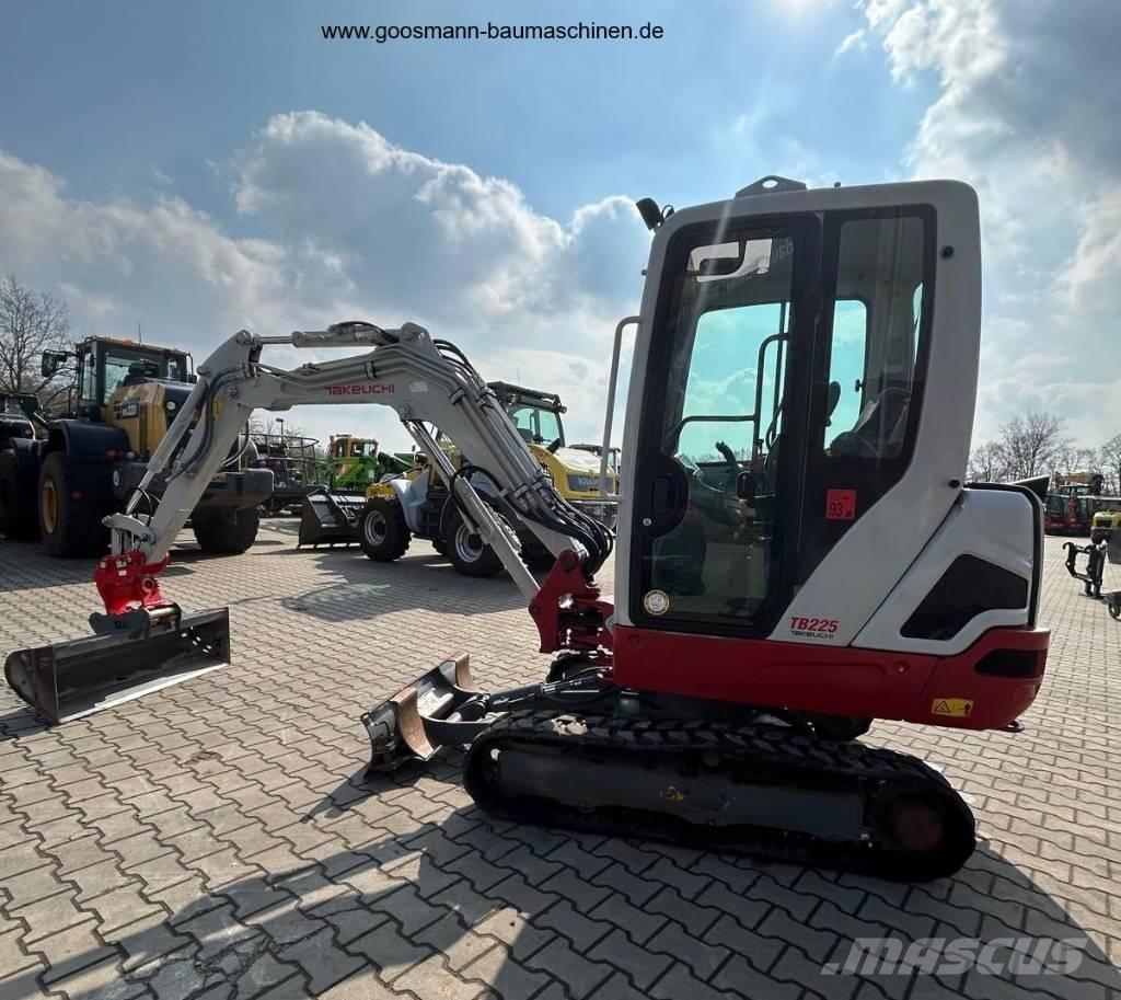 Takeuchi TB 225 Miniekskavaatorid < 7 t