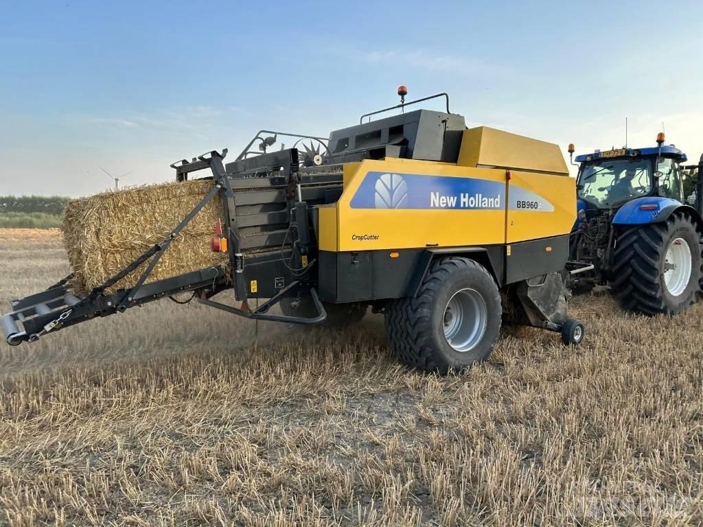 New Holland BB960A Heinapressid