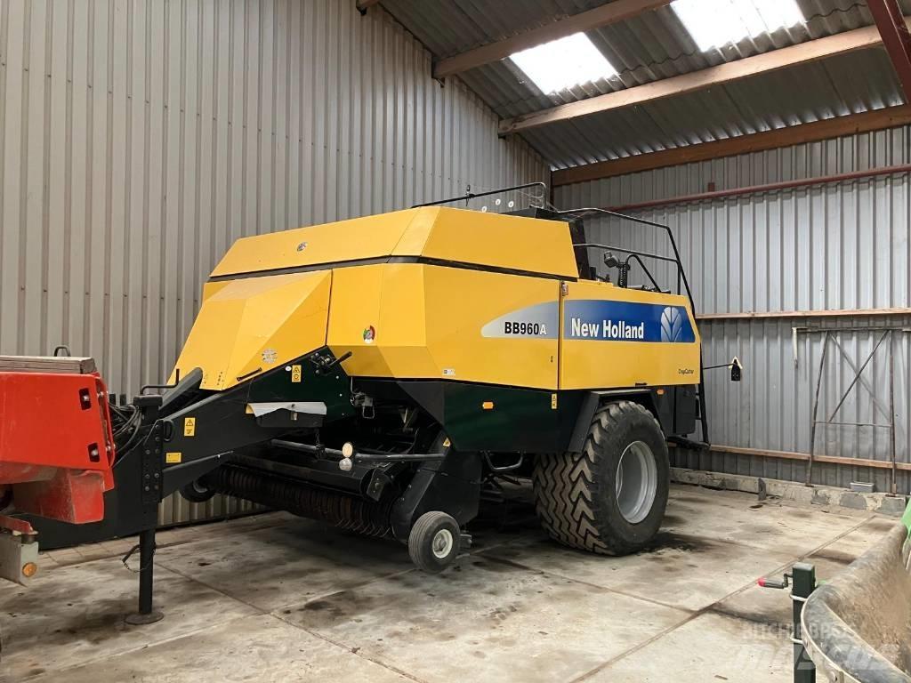 New Holland BB960A Heinapressid