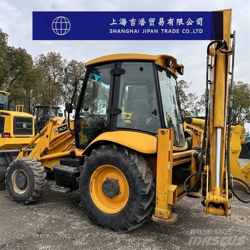 JCB 3 CX Ratasekskavaatorid