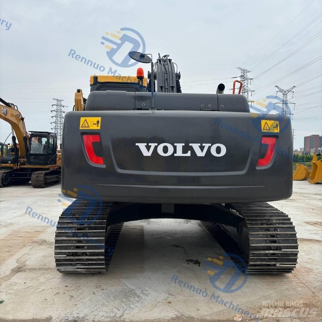Volvo EC210 Roomikekskavaatorid