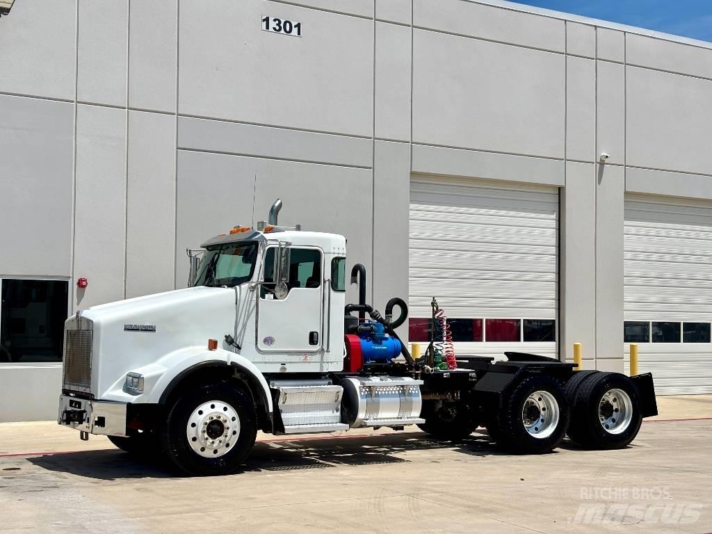 Kenworth T 800 Sadulveokid
